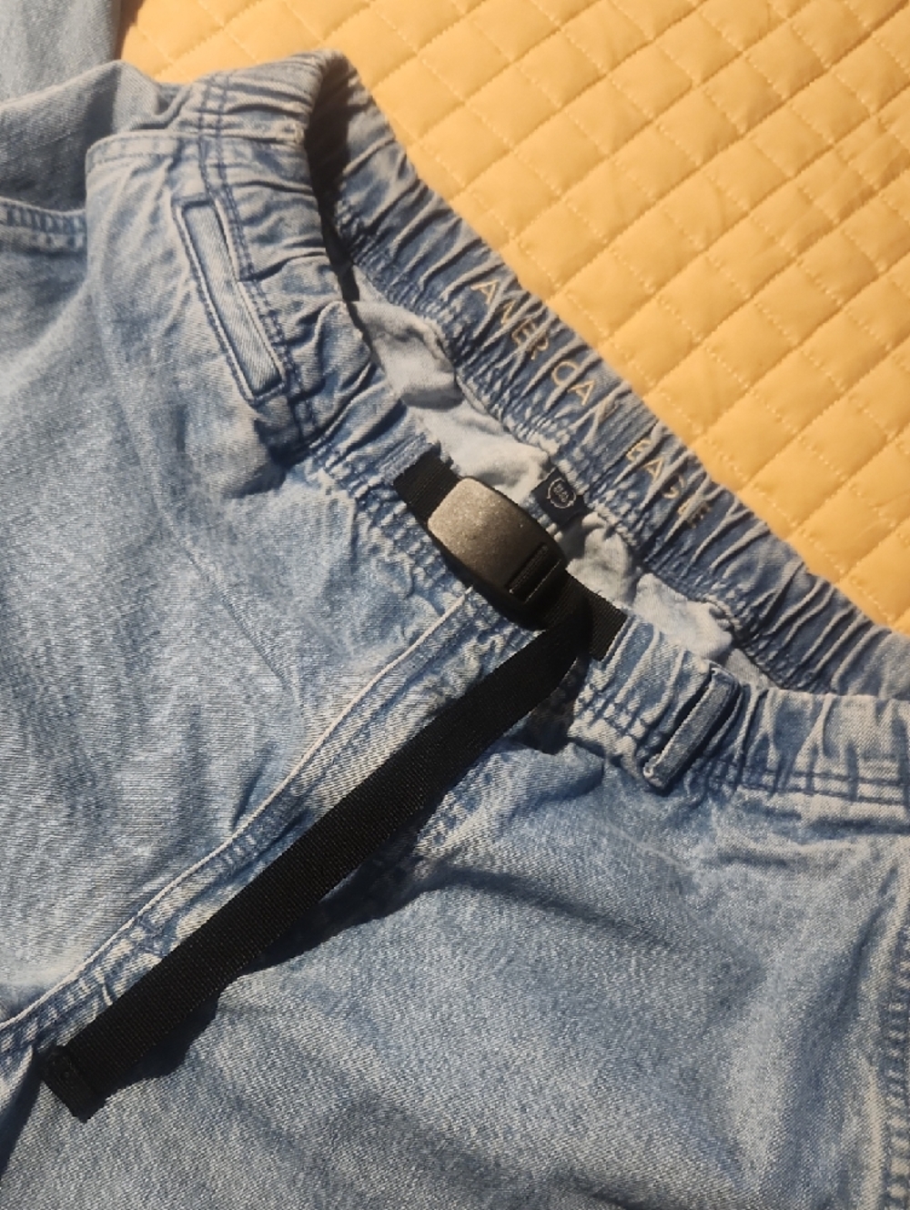 American Eagle Jogger Denim Pants - Picture 2 of 13